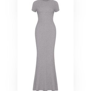 REORIA Women's Lounge Long Dress Elegant Short Sleeve Crew Neck Maxi Dresses